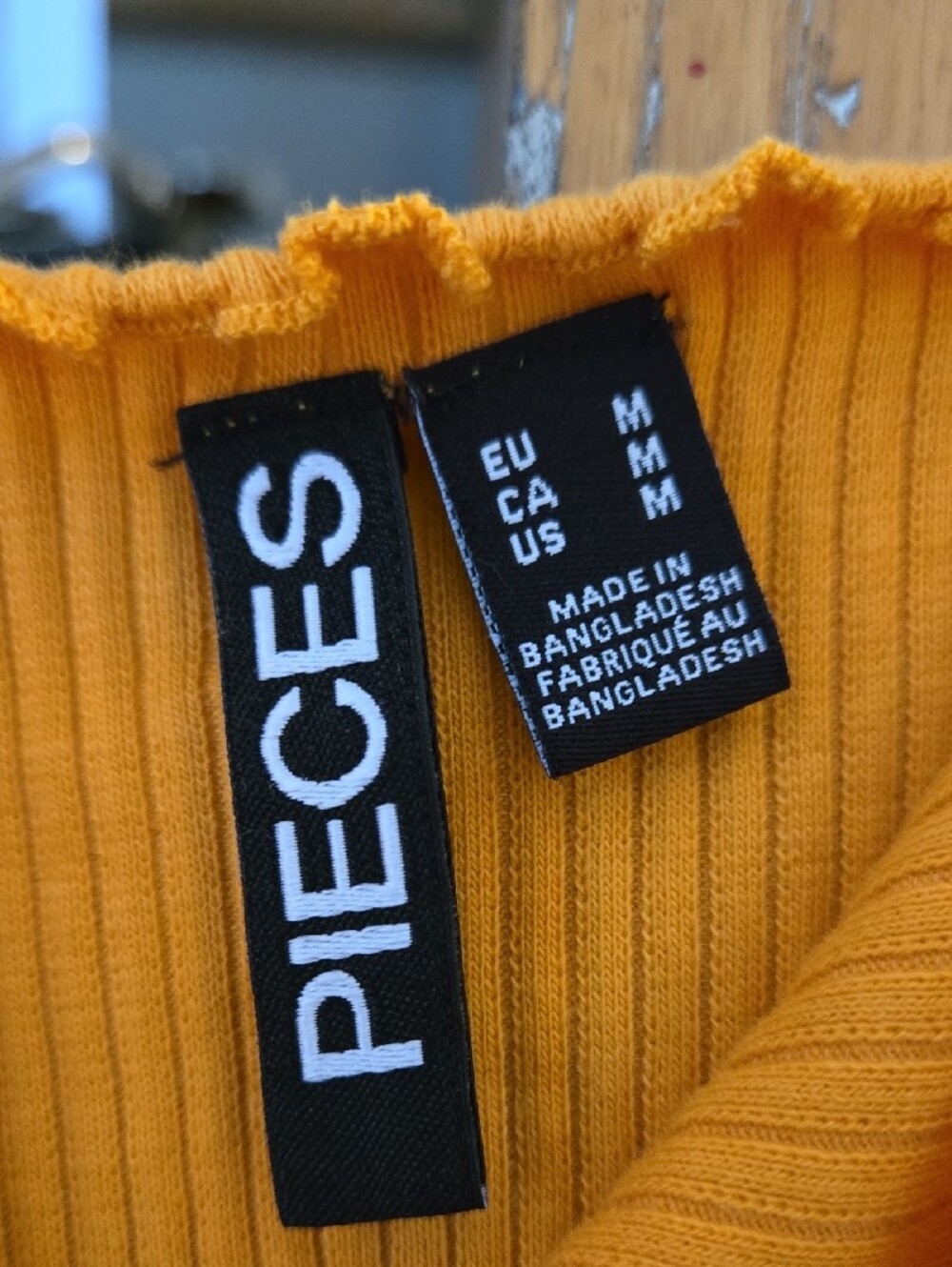 Pieces - Button-Front Ribbed Spaghetti Strap Cami - Orange - Picture 2 of 3